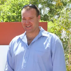 Photo of Dr Bruce Doran